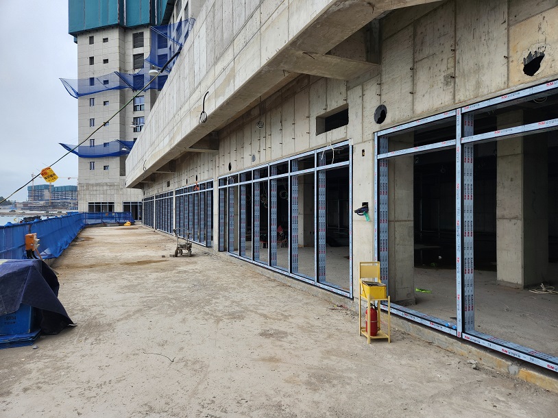 근린생활시설 창호공사